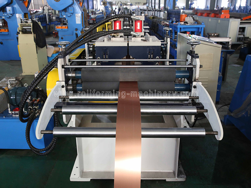 Профилегибочная машина для производства потолочных алюминиевых профилей квадратного сечения